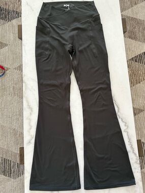 Popflex Active Olive Cross-Waist Flare Leggings